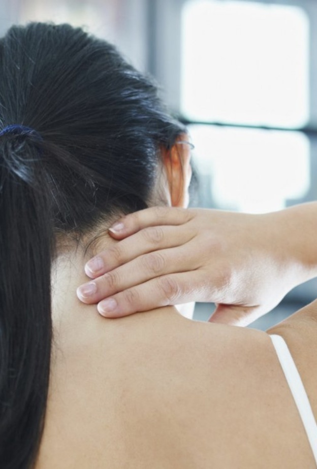 هذه هي افضل التمارين الرياضية للقضاء على الام الرقبة