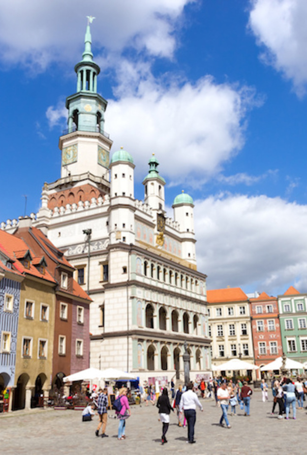 المباني الملونة في بوزنان