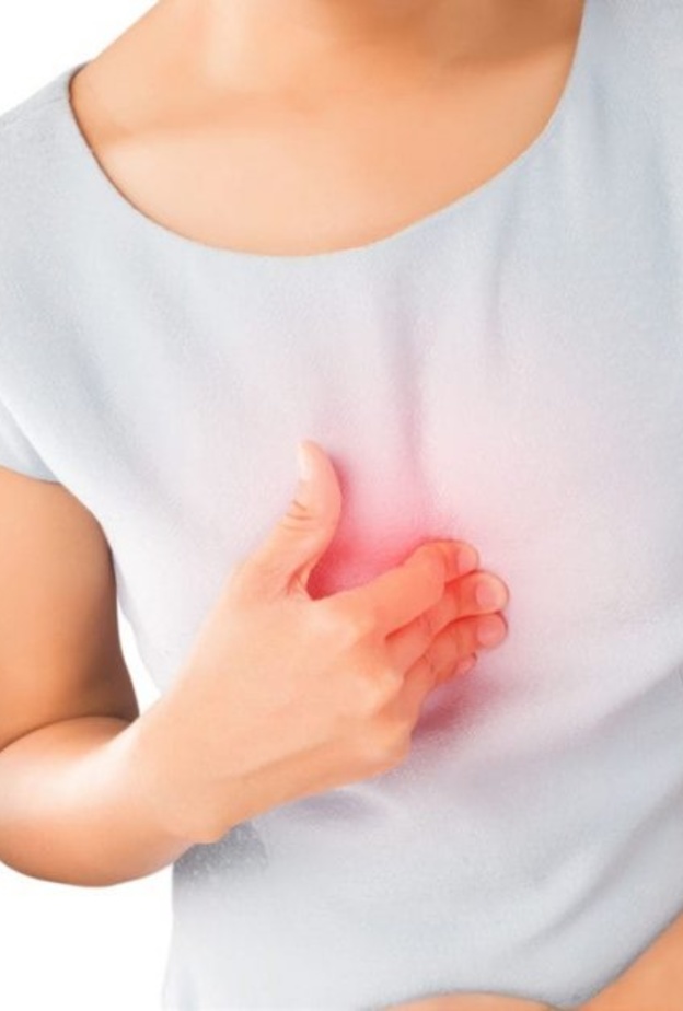 تناول الأطعمة الدهنية من مسببات حرقة المعدة