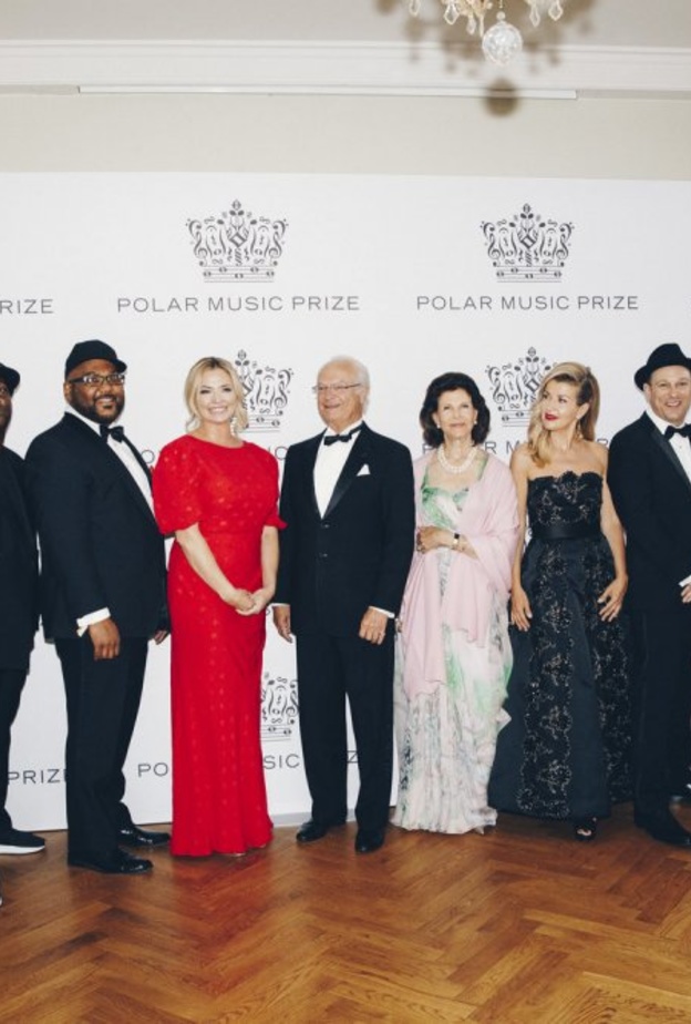 العائلة الملكية السويدية في حفل توزيع جوائز الموسيقى