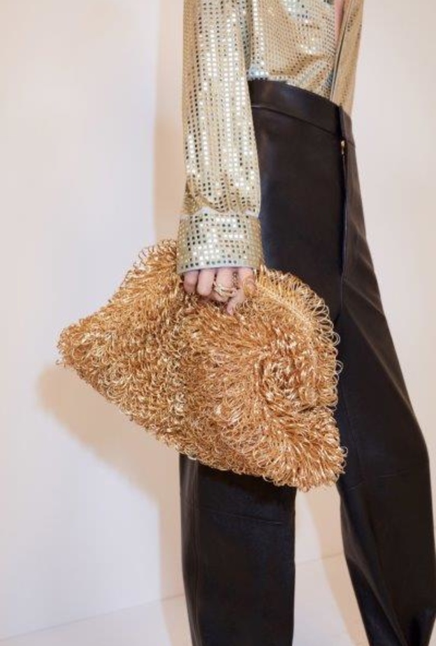 مجموعة Bottega Venetaلما قبل ربيع 2020.. استمرار وتطور وصقل