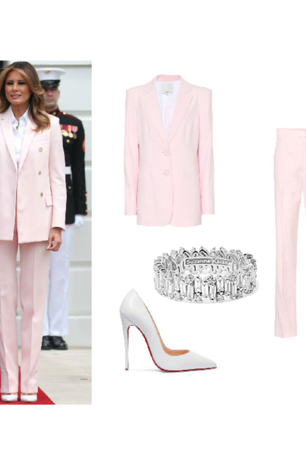 ايفانكا ترامب في لوك أنثوي في فستان باللون الزهري