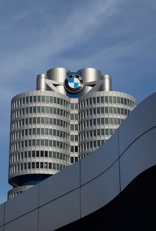 مجموعة BMW وجاغوار لاند روفر تطوران الجيل القادم من تكنولوجيا السيارات الكهربائية