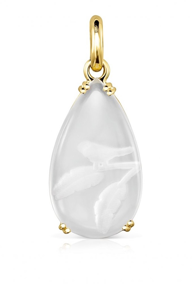  تستخدم هذه التشكيلة تقنية النقش الحفري