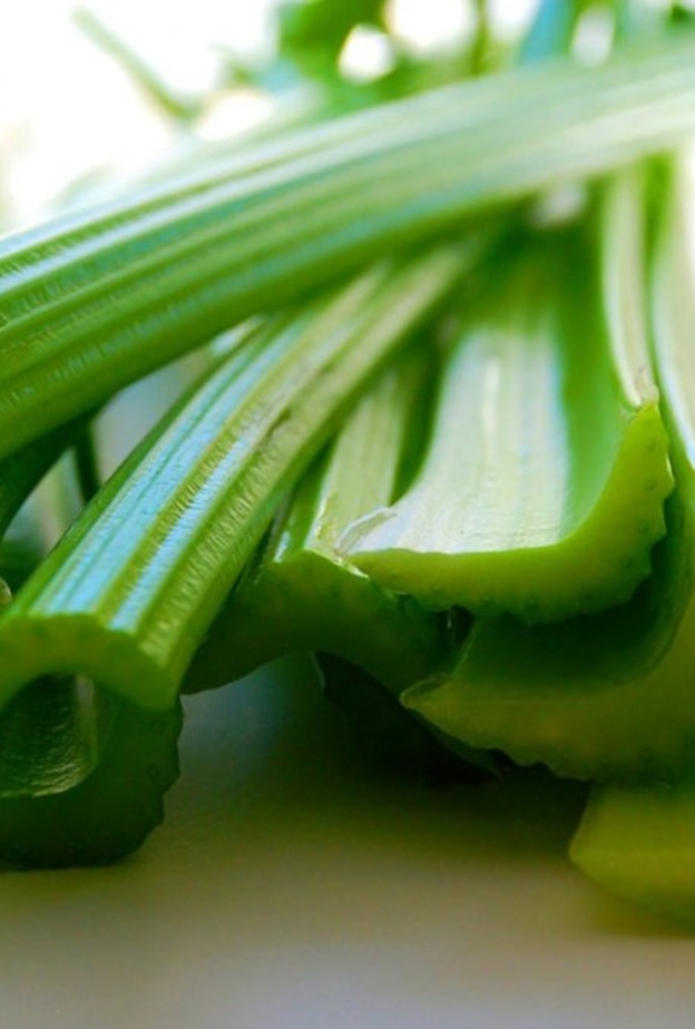 الكرفس من أفضل الأطعمة التي تساعد على تطهير الجسم