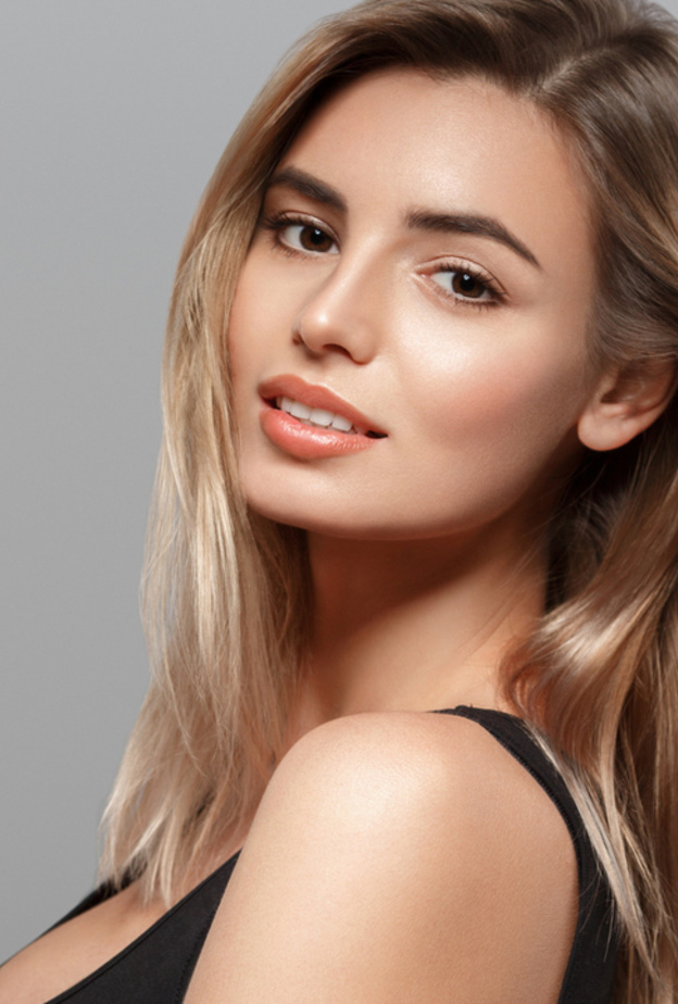  اختاري أجمل علب الكونتور لإطلالة مثالية