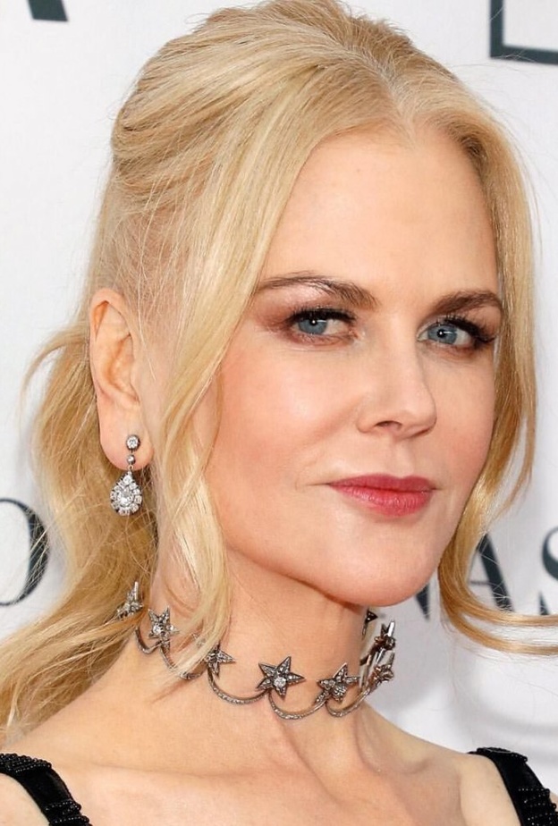 نظرة على مجوهرات نيكول كيدمان في عيد ميلادها الـ52