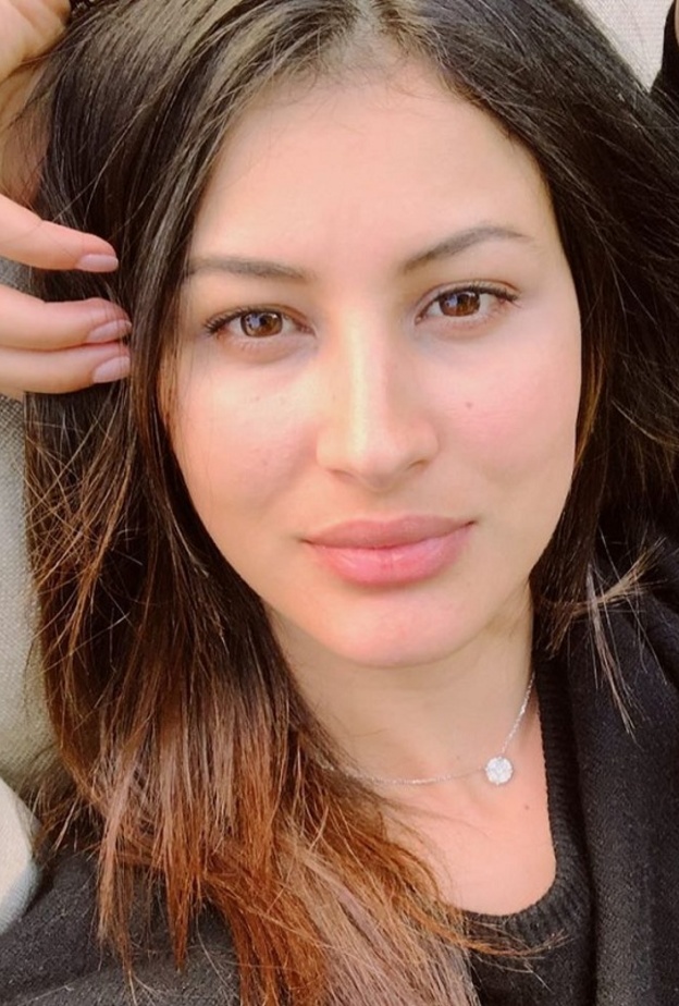 ريم السعيدي تطل دوما على المتابعين بدون مكياج