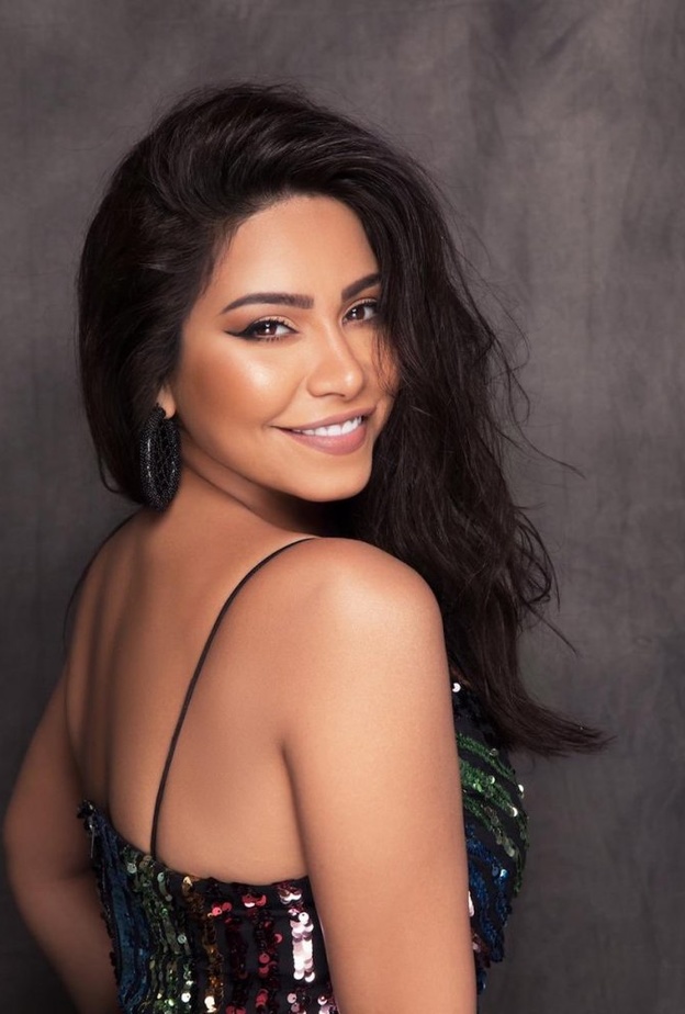 الشعر القصير ام الشعر الطويل يليق اكثر بشيرين عبد الوهاب؟