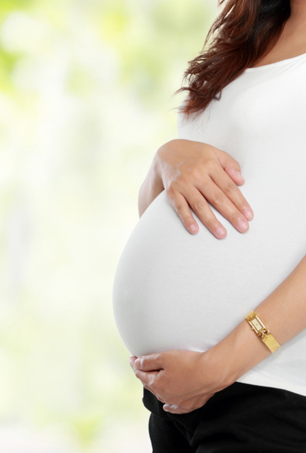 أهم فيتامينات الشهر الثامن من الحمل