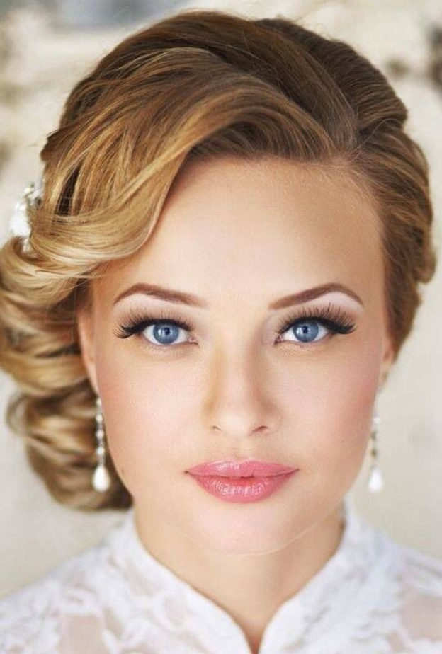 مكياج فرنسي ناعم للعروس الحالمة موضة صيف 2019