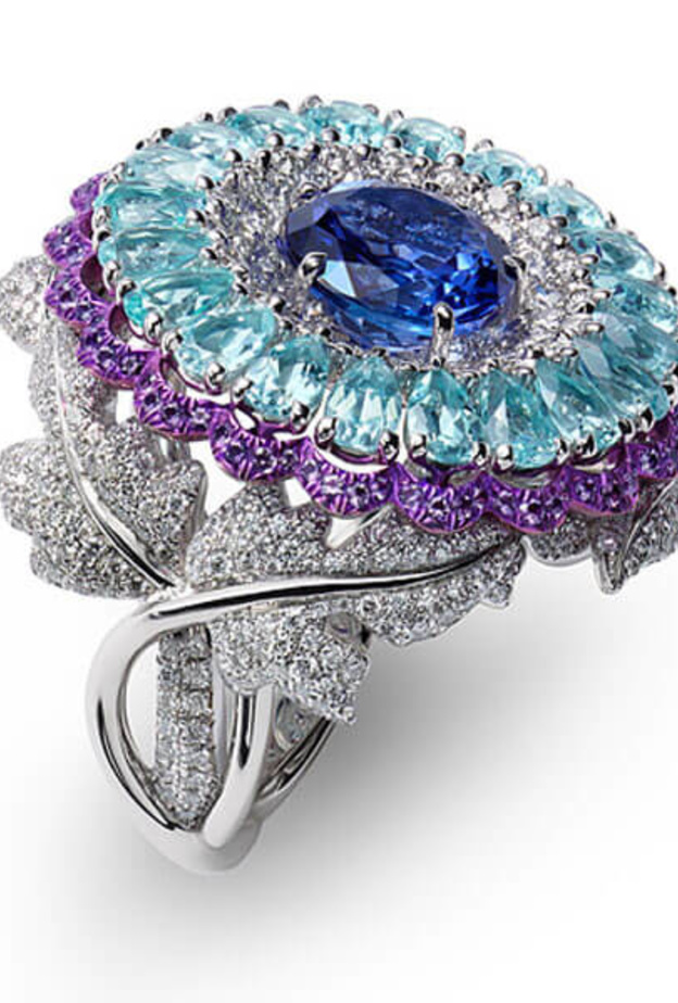 أقراط من شوميه Chaumet