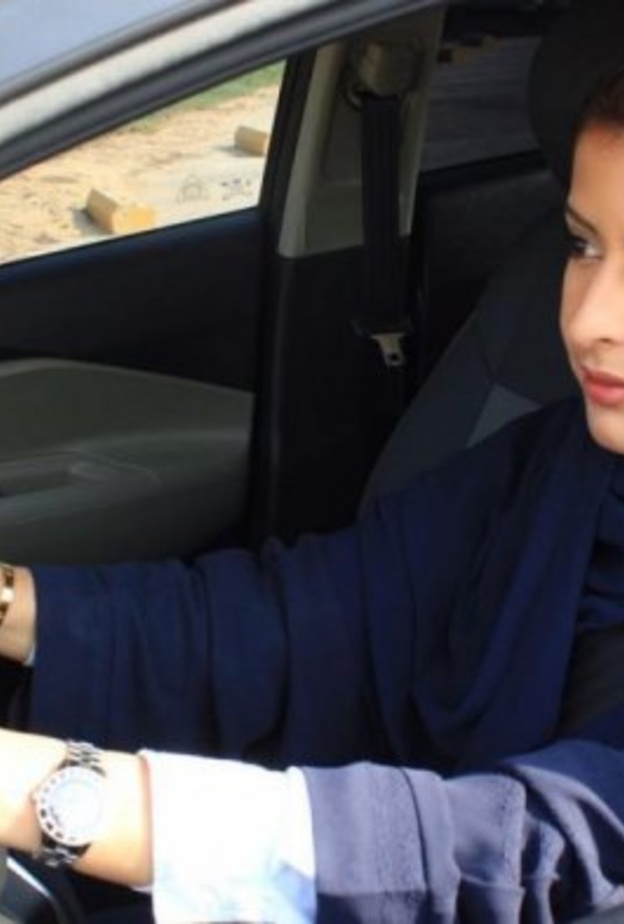 100 ألف رخصة للسيدات السعوديات