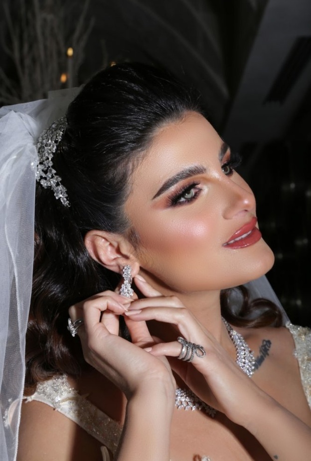  تصوير عروسين من المصورة السعودية روضة الكناني