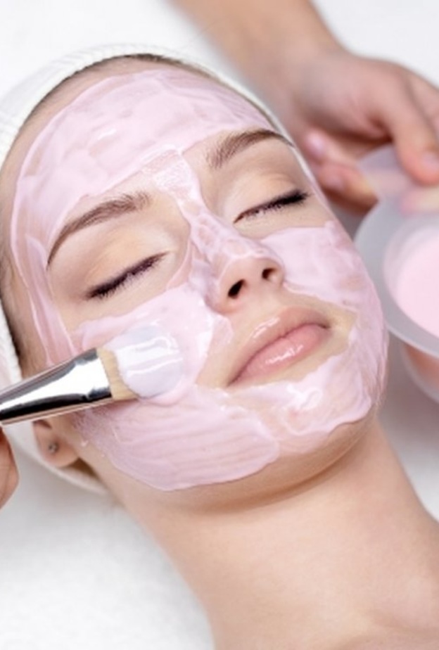 الماسكات الطبيعية من اهم الوسائل التي تحمي بشرتك من الجفاف