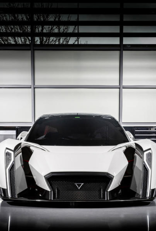 "D-1" سيارة سوبر رياضية تنتمي لفئة الهايبر كار الكهربائية