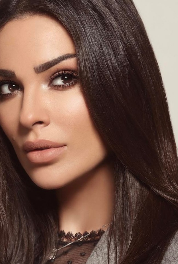 طريقة وضع مكياج نود بأسلوب النجمة أنغام