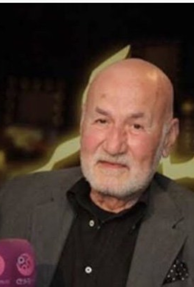 عزت ابو عوف 