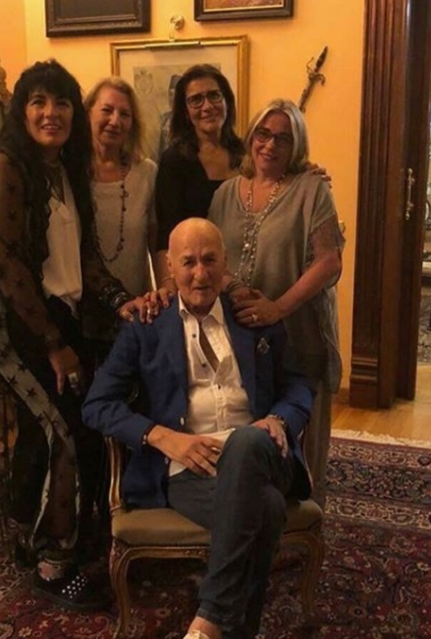 عائلة عزت ابو عوف