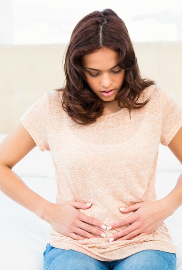 أعراض فتق البطن وطرق علاجه