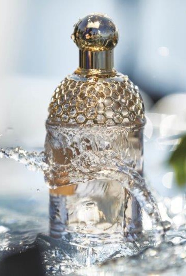 عطور أكوا أليغوريا AQUA ALLEGORIA من جيرلان.. انتعاش وطبيعة وفرح