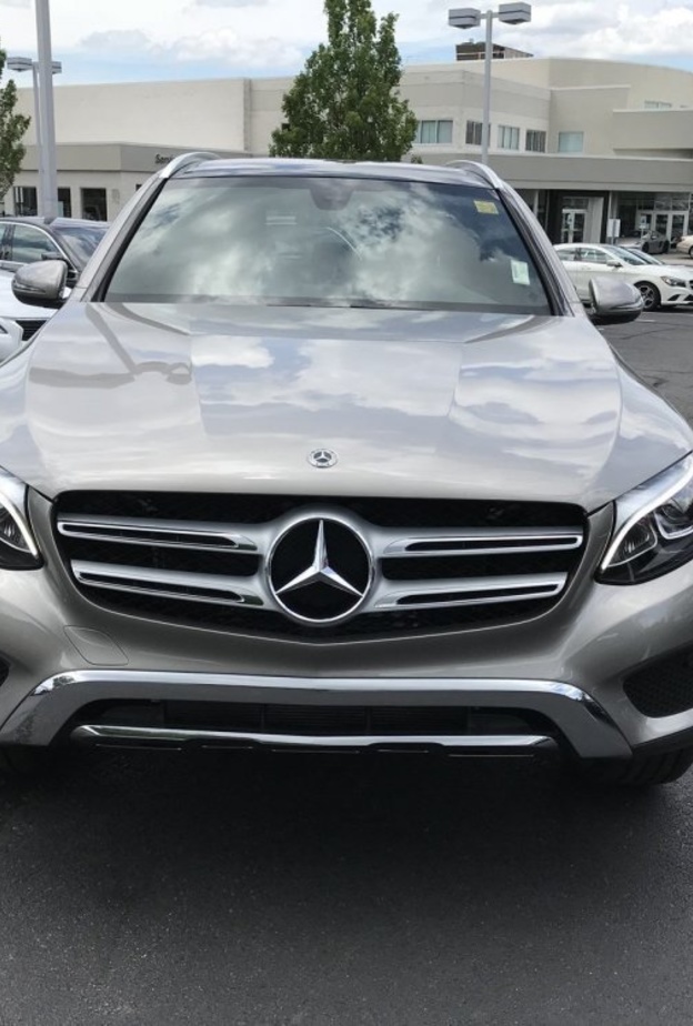 سيارات GLS الرباعية الدفع وهي من أكثر السيارات الفارهة تميزا في العالم حتى الآن