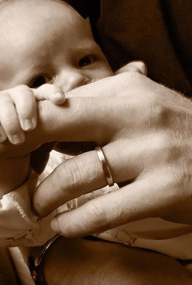 ميغان ماركل أصبحت مقربة من الأمير تشارلز