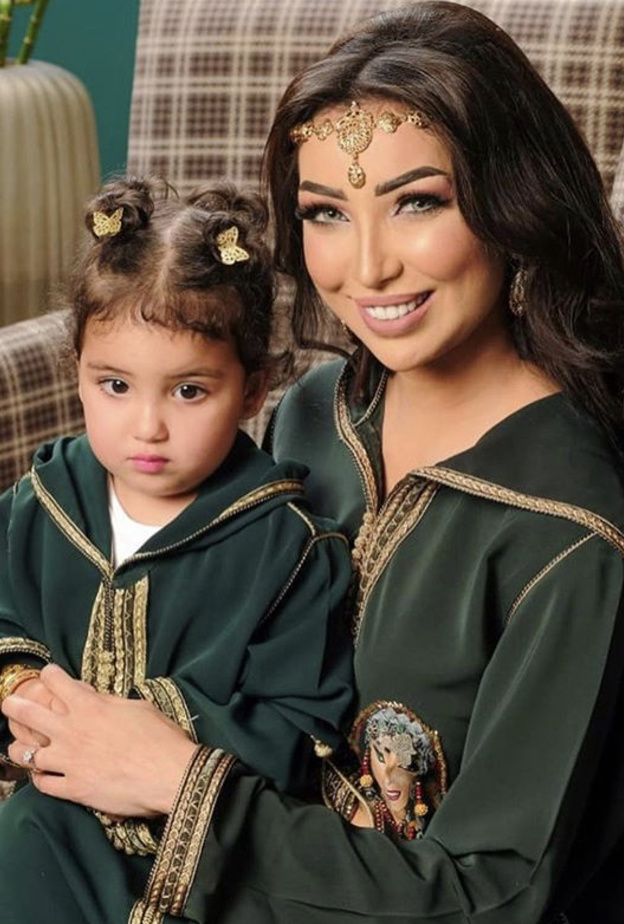 دنيا بطمة وابنتها غزل