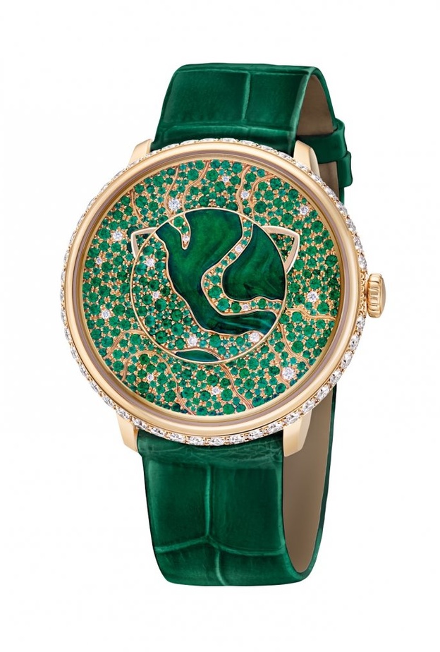 ساعة زرقاء من بولغاري Bvlgari