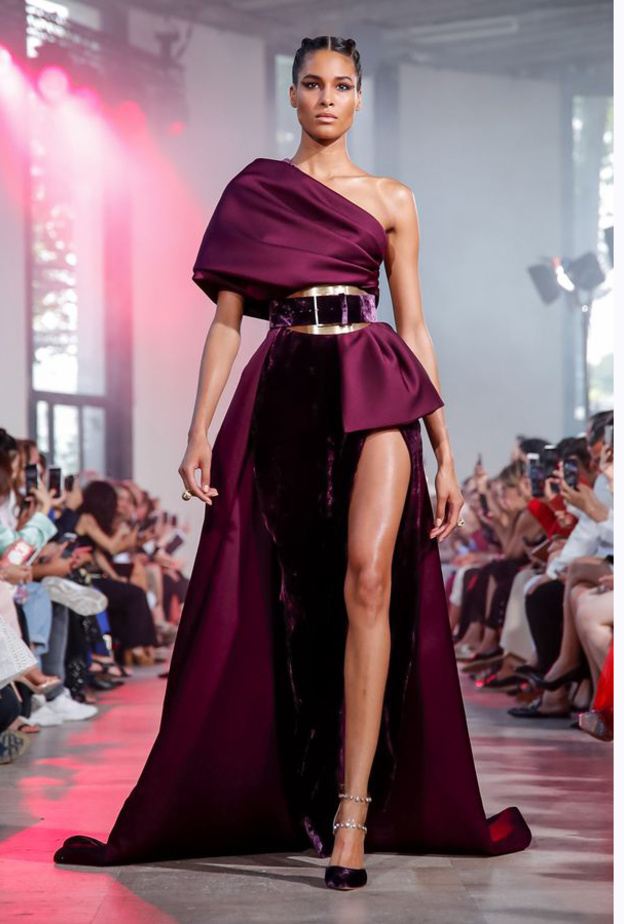 فستان سهرة أبيض من جورج حبيقة