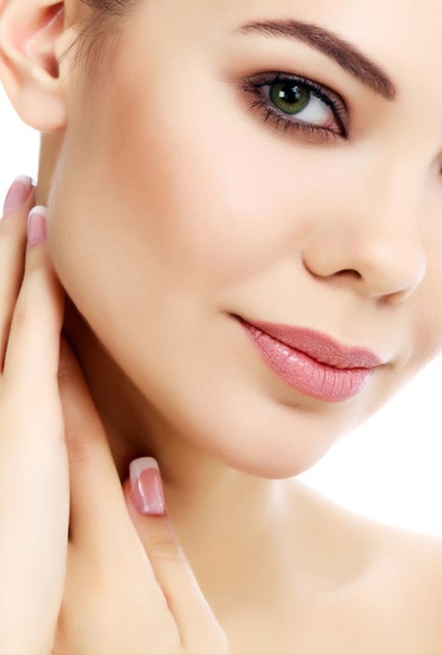 الجئي للماسكات الطبيعية لشد الوجه والرقبة وستحصلين على نتائج رائعة في وقت قصير