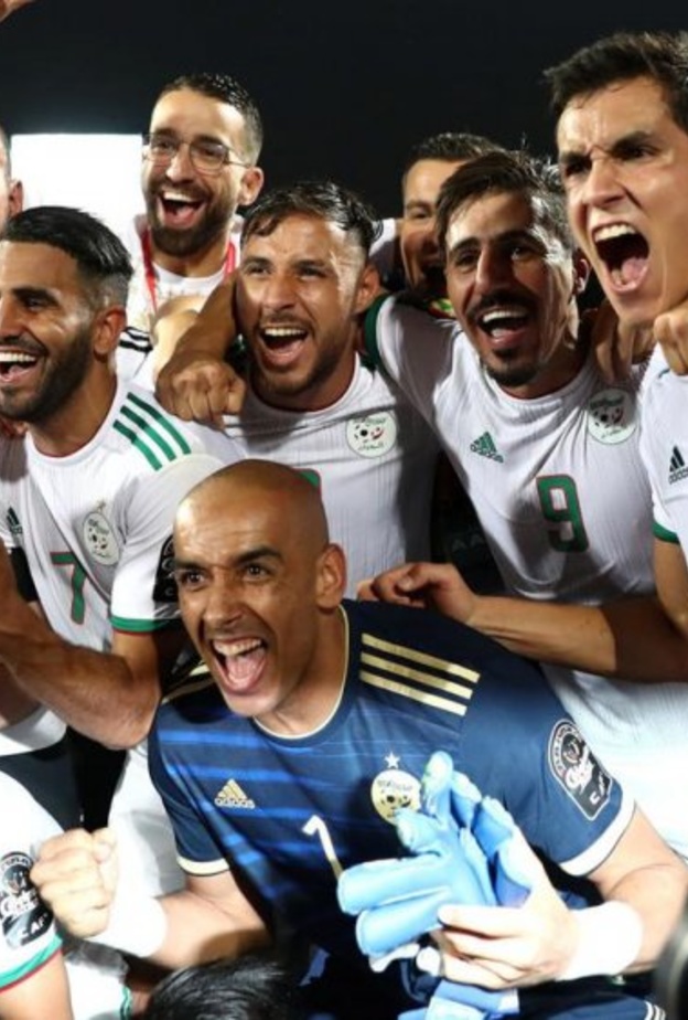 الجزائر هزمت غينيا بالثلاثة