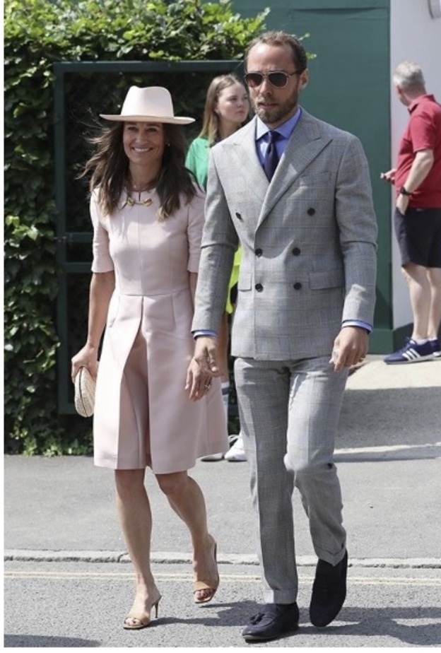 إطلالة بيبا وجيمس ميدلتون الملفتة أثناء وصولهما ويمبلدون 