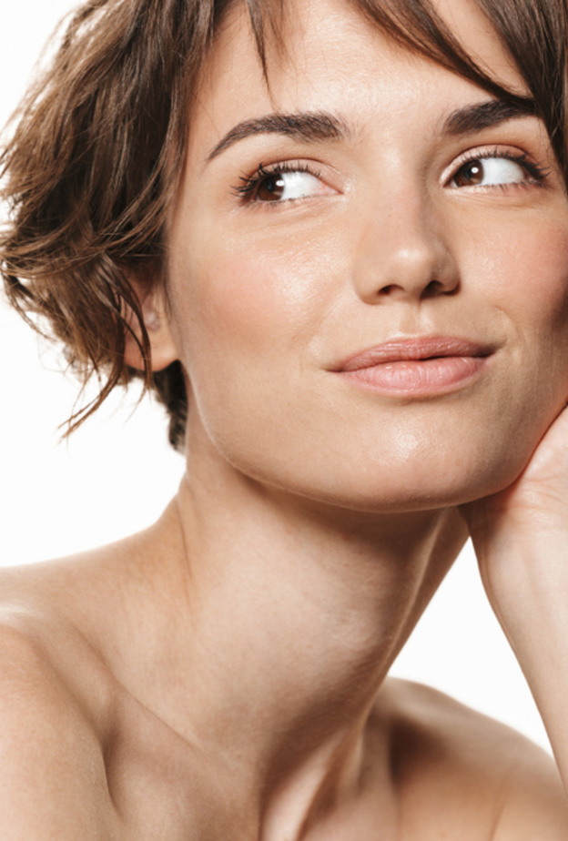 احصلي على شعر كثيف باستخدام الالوة فيرا وزيت الزيتون