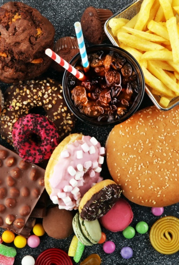 اطعمة تسبب السرطان والسكري والوفاة المبكرة فتجنبيها