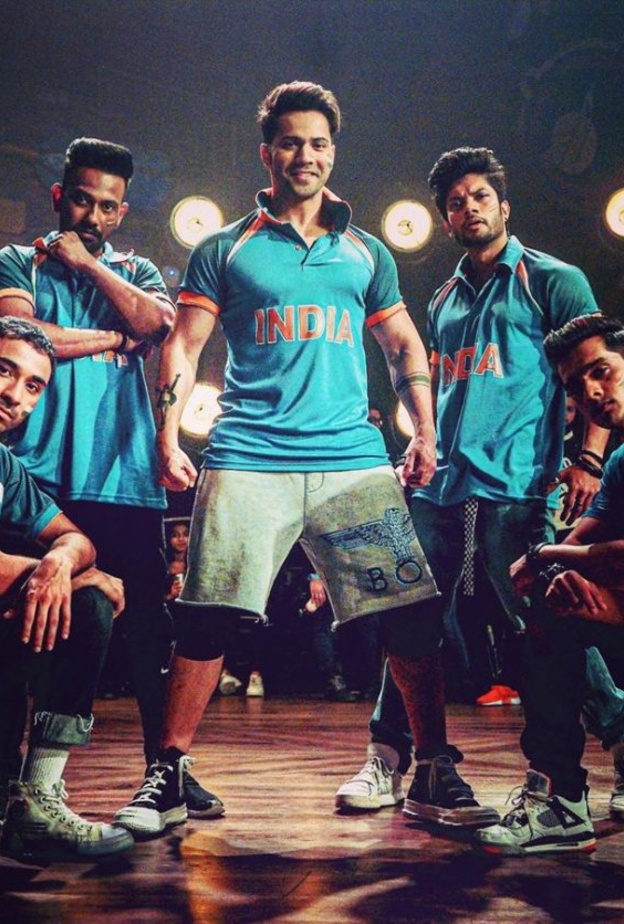 فاراون دوان يشجع منتخب الهند