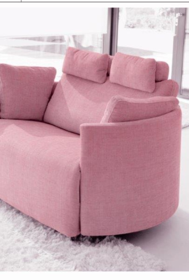 تشكيلة جديدة من المفروشات الأنيقة بتوقيع جوناثان تشارلز