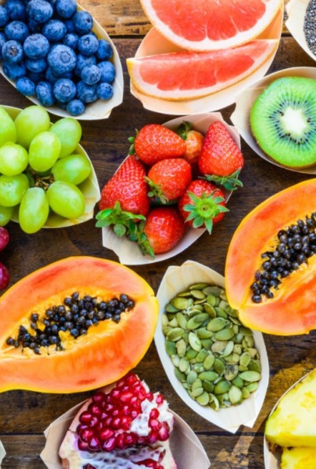  5 اطعمة غنية بفيتامين د لتناولها خلال الصيف