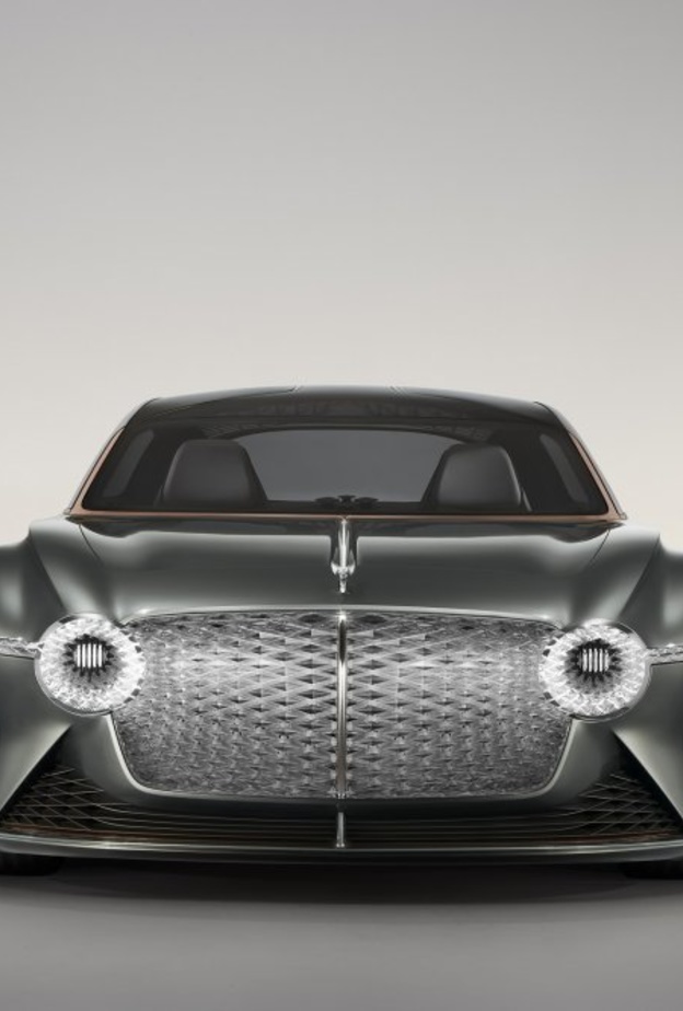 سيارة BENTLEY EXP 100 GT (