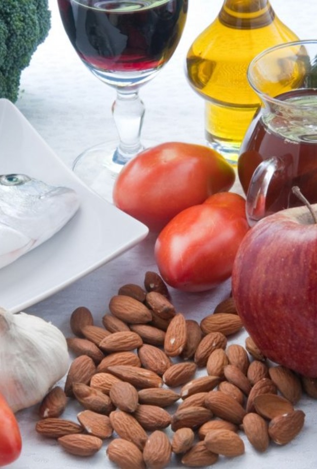 أطعمة تحتوي على كوليسترول نافع