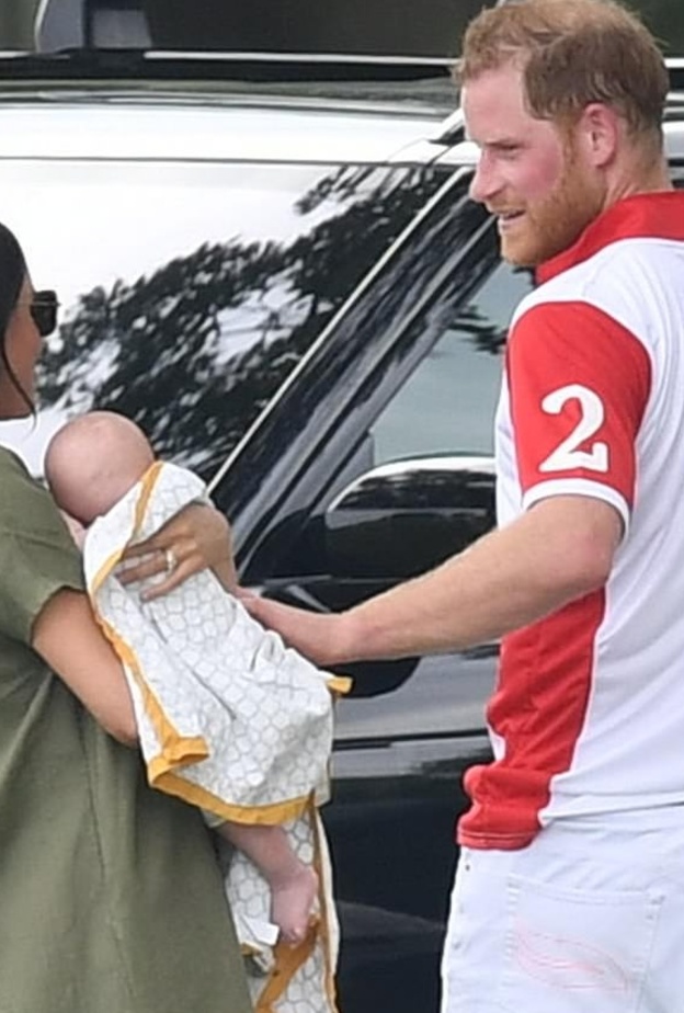  حضور كيت ميدلتون وأطفالها