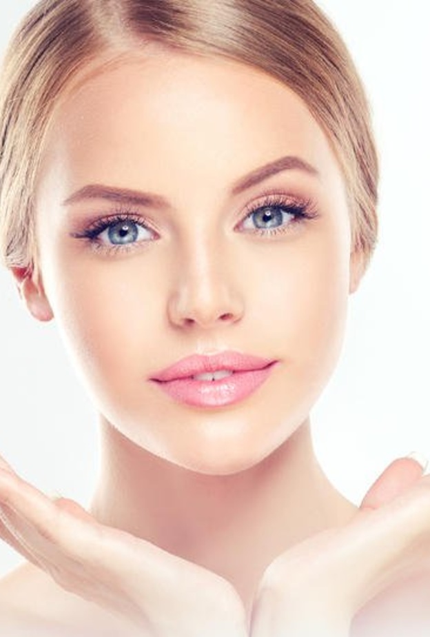 استخدمي كريمات التجاعيد لمحاربة الشيخوخة