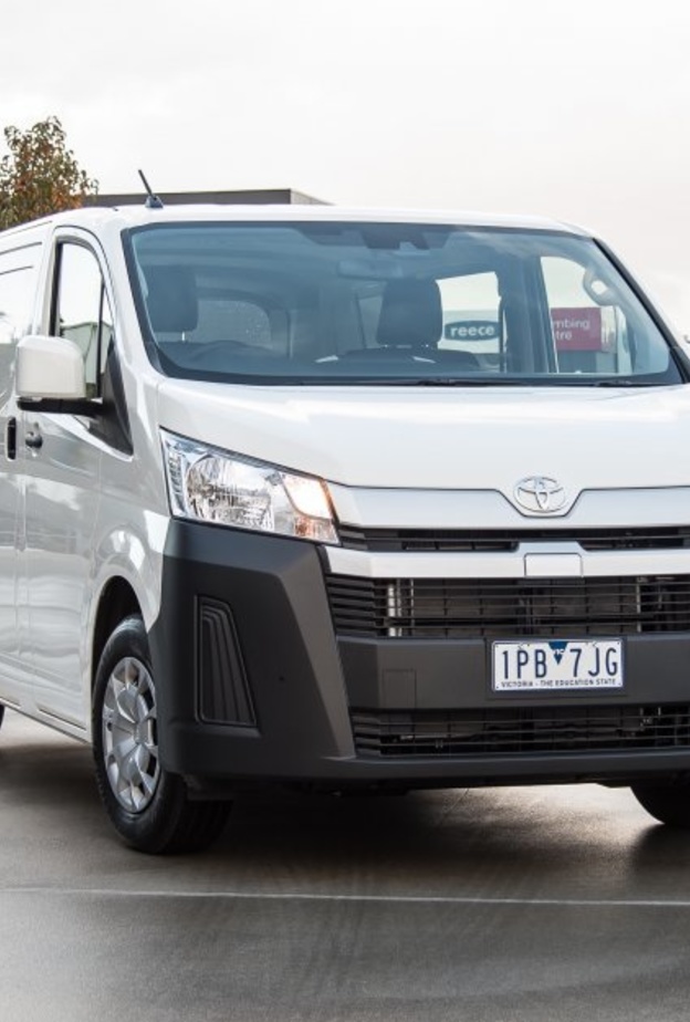 toyota hiace 2019
