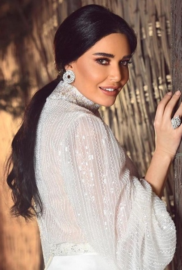 من بدت أجمل بتسريحة ذيل الحصان