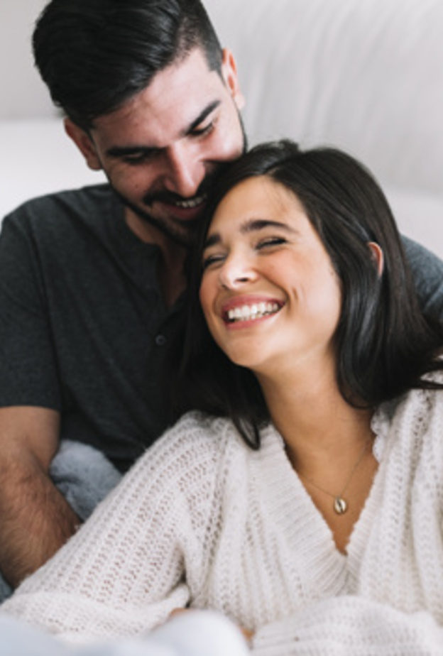 كيف تحافظ الزوجة على حب زوجها لها 