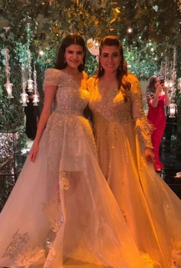 نوشى مصطفي وابنتها مريم