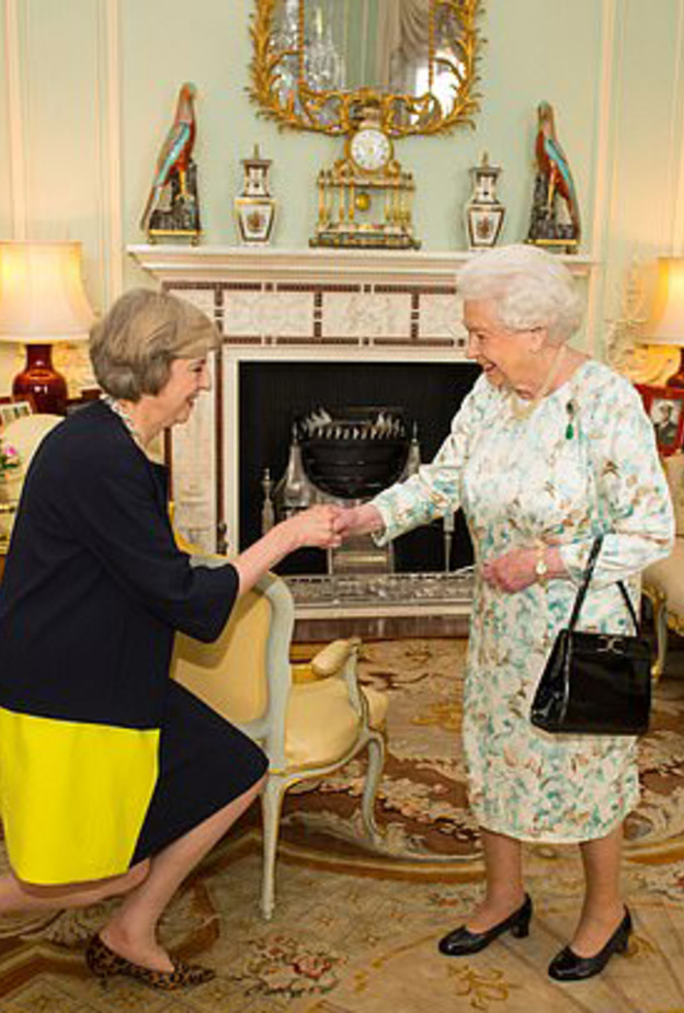 ملكة بريطانيا ستلتقي تيريزا ماي مجددا هذا الأسبوع