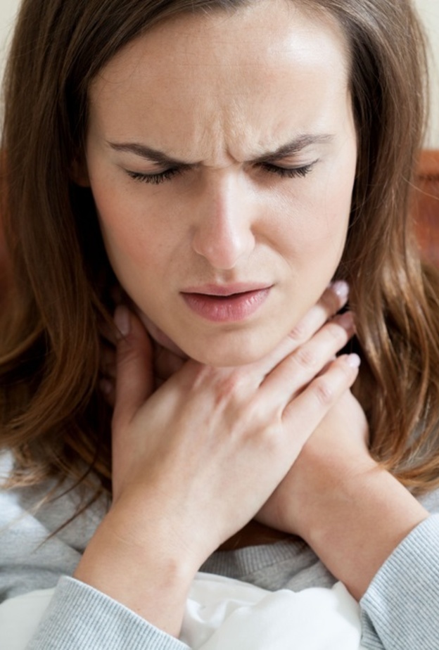 أسباب التهاب البلعوم الحاد وطرق علاجه