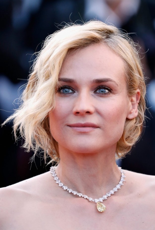 ديان كروجر تألقت على السجادة الحمراء في مهرجان كان السينمائي الدولي لعام 2017