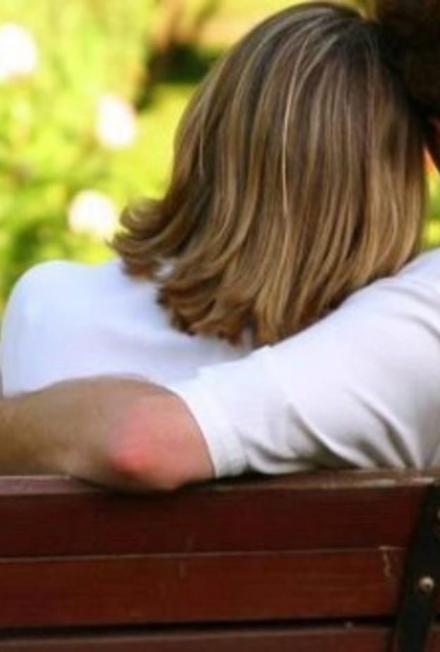 صفات الرجل الرومانسي